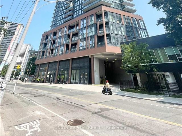 159SW Condominiums - 3308 159 Wellesley Street East - photo 2