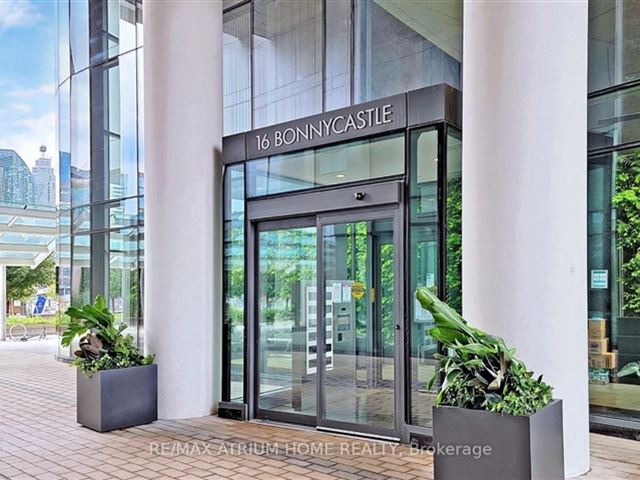 Monde Condos - 1402 12 Bonnycastle Street - photo 2