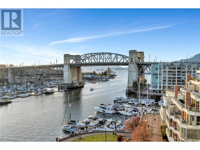Yacht Harbour Pointe - 807 1600 Hornby Street - photo 1