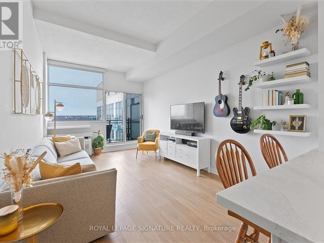 Solara Condominiums - 1121 1600 Keele Street - photo 1