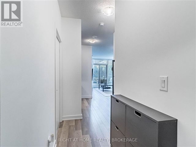 Empire Midtown - 16 1603 Eglinton Avenue West - photo 3