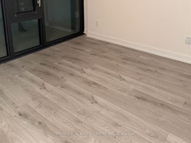 150 Redpath Condos - 1708 150 Redpath Avenue - photo 3