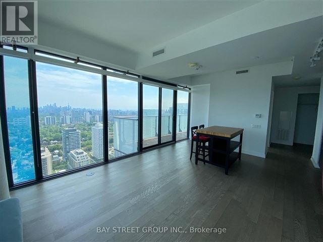 150 Redpath Condos - 4109 150 Redpath Avenue - photo 2