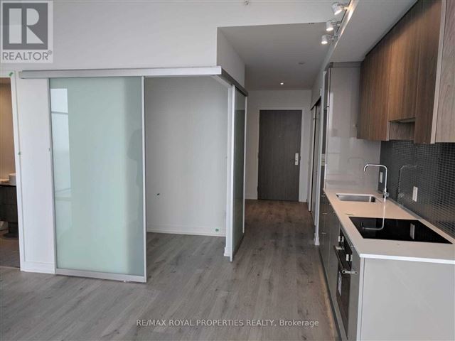 150 Redpath Condos - 4301 150 Redpath Avenue - photo 3