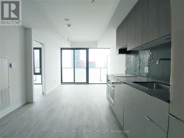 150 Redpath Condos - 3611 150 Redpath Avenue - photo 3