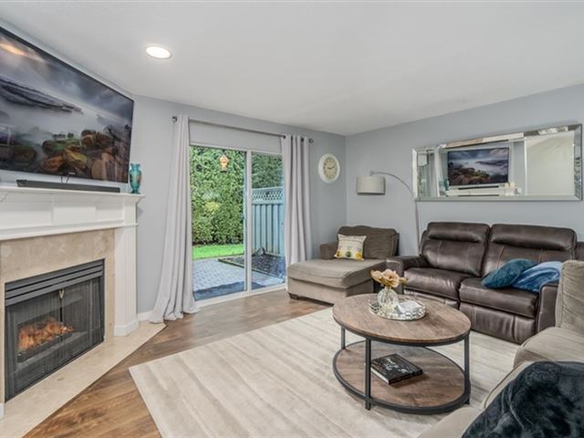 Sunrise Pointe - 117 16275 15 Avenue - photo 2