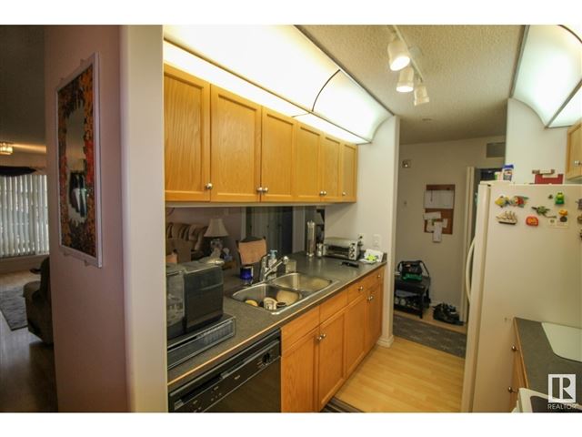 16303 95 ST NW - 103 16303 95 Street Northwest - photo 3