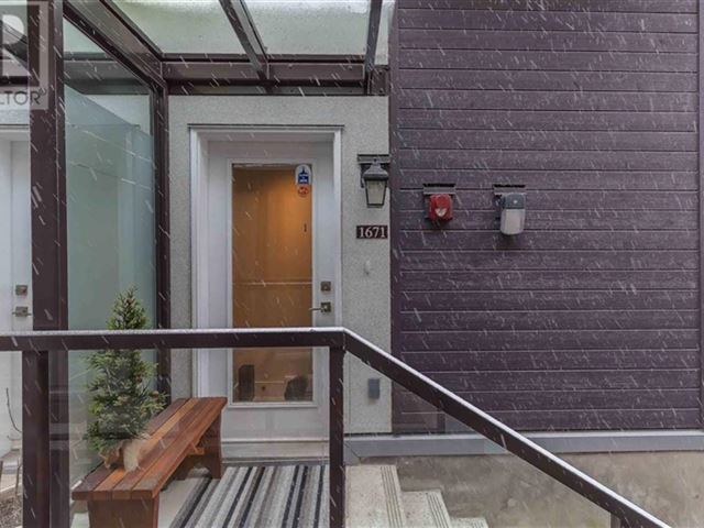 Kitchener Mews -  1667 Kitchener Street - photo 2