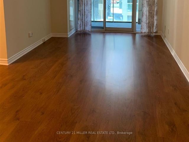 Qwest - 511 168 Simcoe Street - photo 2