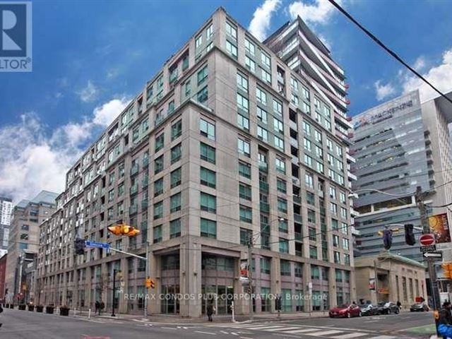 Qwest - 820 168 Simcoe Street - photo 1