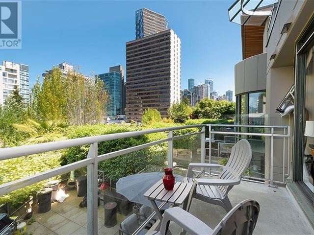 Pacific Robson Palais - 305 1688 Robson Street - photo 1