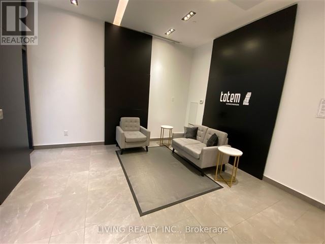 Totem Condos - 701 17 Dundonald Street - photo 3