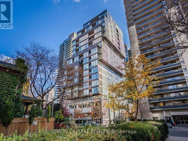 Totem Condos - 1208 17 Dundonald Street - photo 1