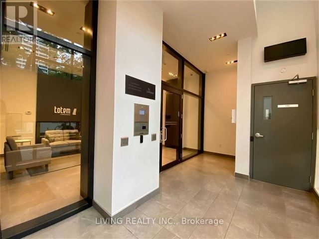 Totem Condos - 406 17 Dundonald Street - photo 2