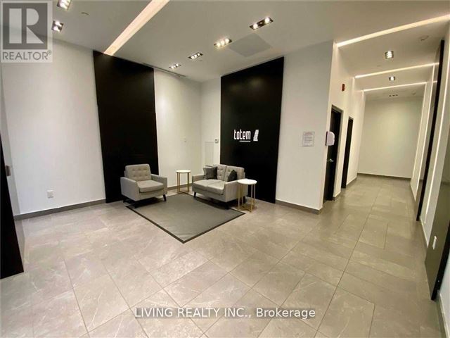 Totem Condos - 1006 17 Dundonald Street - photo 3