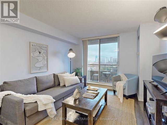 Oasis - 917 1700 Eglinton Avenue East - photo 3