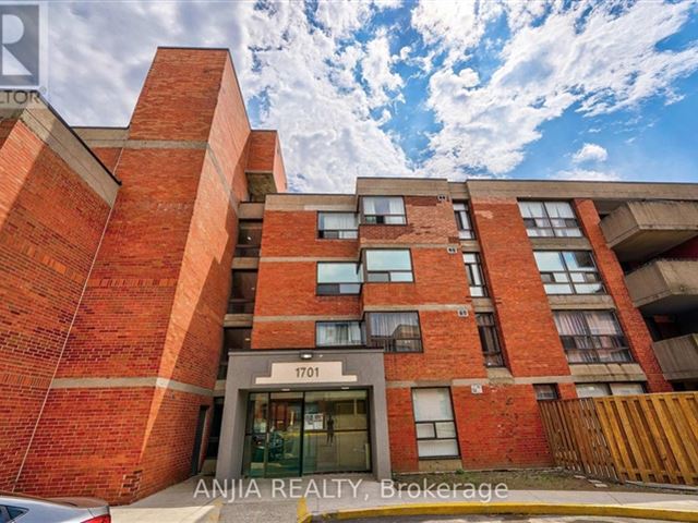 1701, 1703, 1705 Mccowan Condos - 111 1705 Mccowan Road - photo 3