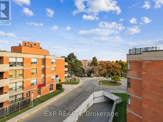 1701, 1703, 1705 Mccowan Condos - 414 1705 Mccowan Road - photo 2