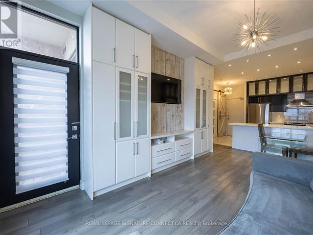 Paradise at The Oasis - 106 1720 Eglinton Avenue East - photo 2