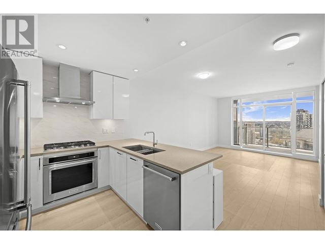 Escala - 2801 1788 Gilmore Avenue - photo 1