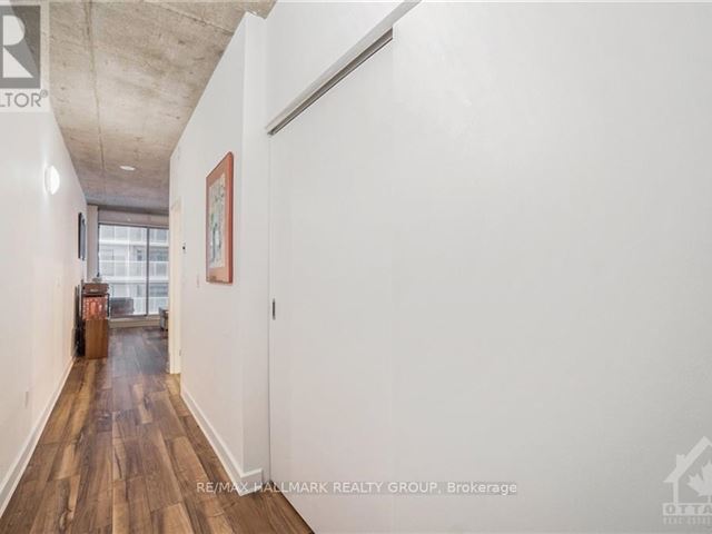 East Market Phase 3 - 704 179 George Street - photo 2