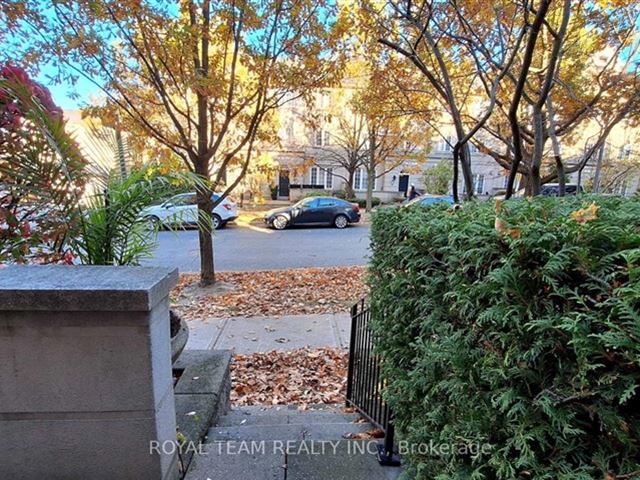 Carriage Homes Of Avondale 2 - 605 25 Avondale Avenue - photo 3