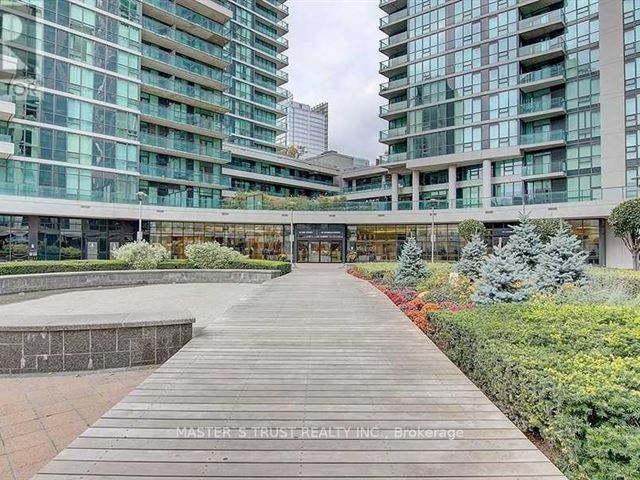 Success Tower - 3211 18 Harbour Street - photo 2