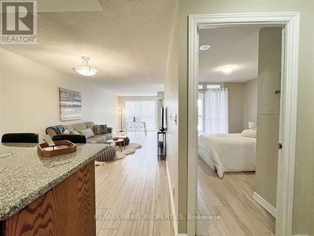 The Richmonde - 221 18 Harding Boulevard - photo 2