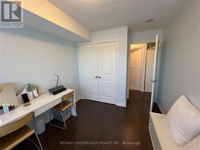 The Richmonde - 304 18 Harding Boulevard - photo 3