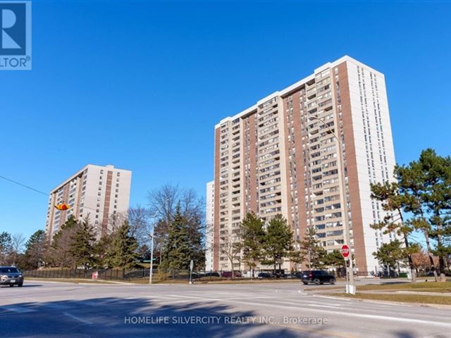 Bruce Towers - 2303 18 Knightsbridge Road - photo 1