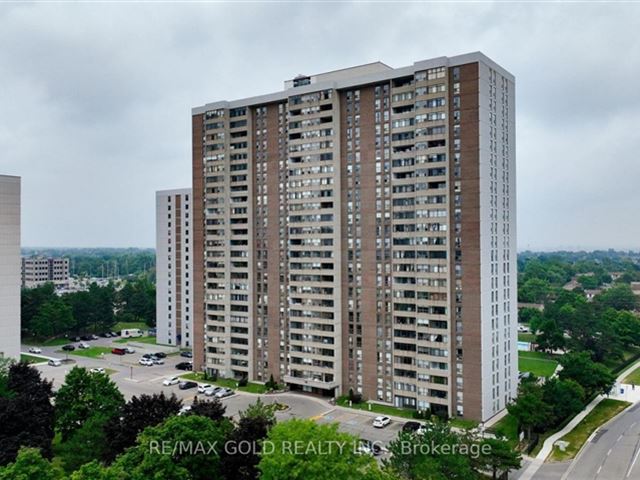 Bruce Towers - 1211 18 Knightsbridge Road - photo 1