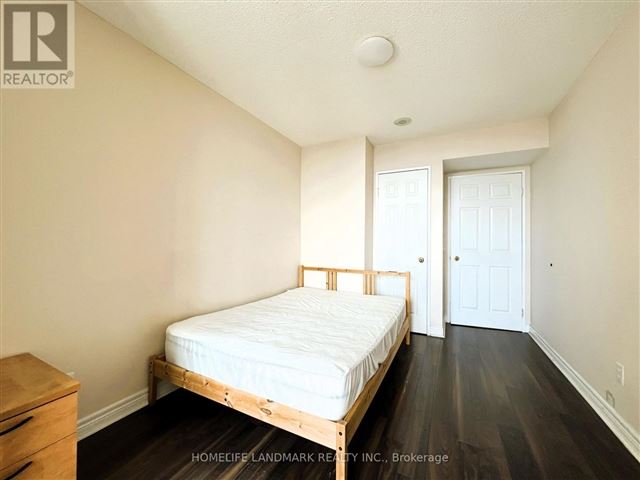 The Majestic 2 -  18 Parkview Avenue - photo 2