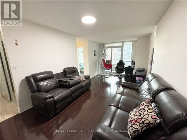 Platinum Towers XO - 1602 18 Spring Garden Avenue - photo 3