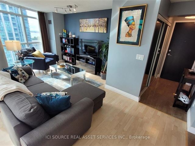 18 Yonge - 1411 18 Yonge Street - photo 2