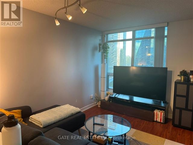 18 Yonge - 1713 18 Yonge Street - photo 2