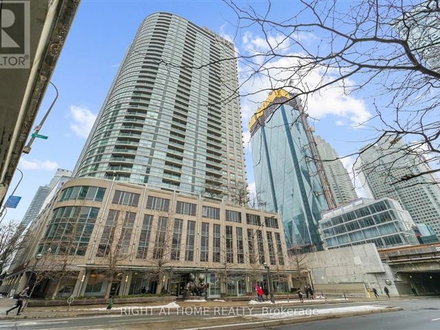 18 Yonge - 2315 18 Yonge Street - photo 1