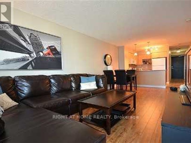 18 Yonge - 809 18 Yonge Street - photo 2