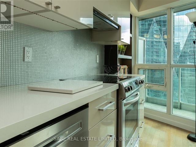 18 Yonge - 2603 18 Yonge Street - photo 2