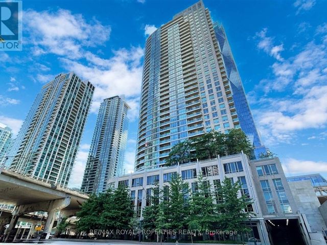 18 Yonge - 3805 18 Yonge Street - photo 1