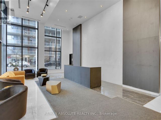 Claridge Royale - 2203 180 George Street - photo 2