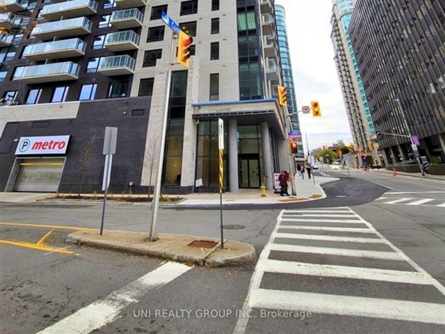 Claridge Royale - 2309 180 George Street - photo 1