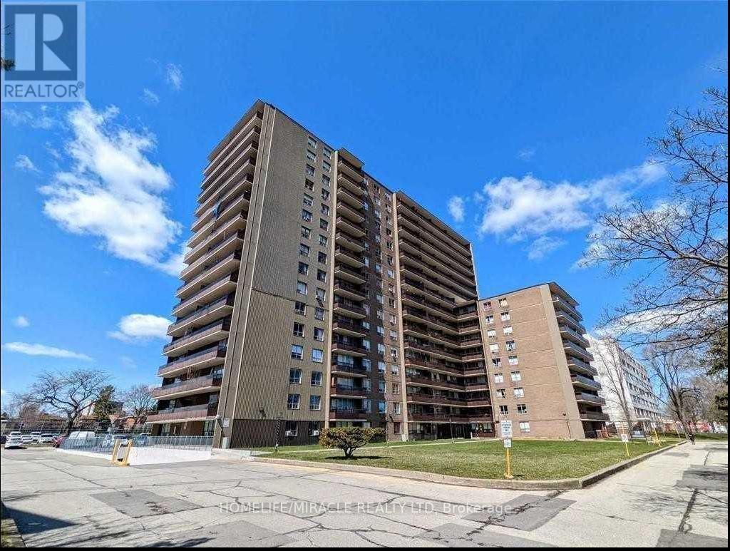 180 Markham Road, Unit 420, Toronto — For sale @ $525,000 | CondoDork.com