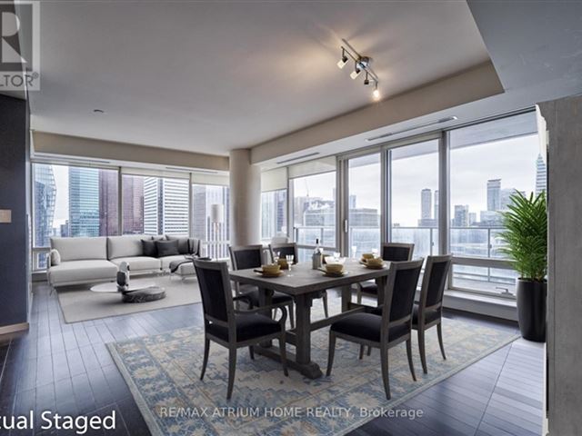 Shangri-La - 3709 180 University Avenue - photo 2