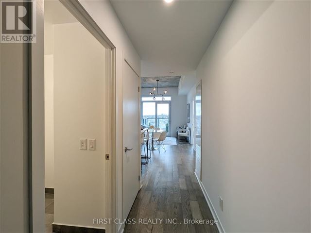 Reunion Crossing Condos & Urban Towns - 1011 1808 Saint Clair Avenue West - photo 2