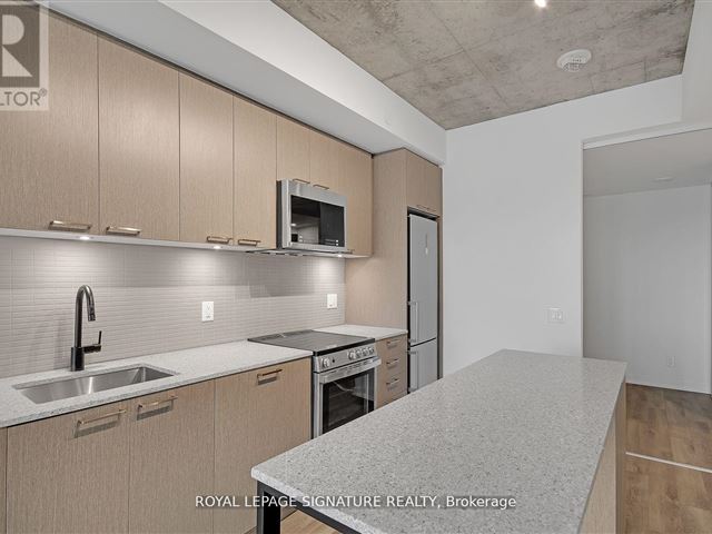 Reunion Crossing Condos & Urban Towns - 310 1808 Saint Clair Avenue West - photo 3