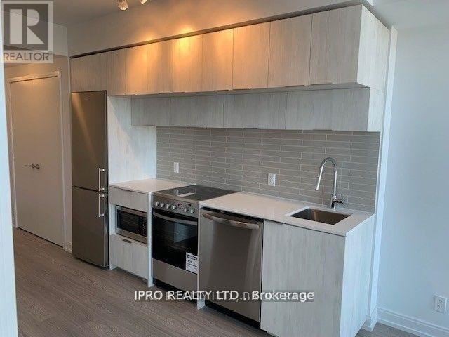 Grid Condos - ph15 181 Dundas Street East - photo 2