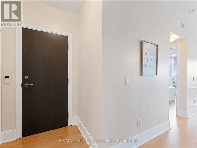 Accolade - 806 181 Wynford Drive - photo 3