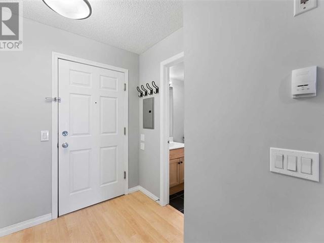 The Gateway Marda Loop - 321 1811 34 Avenue Southwest - photo 2