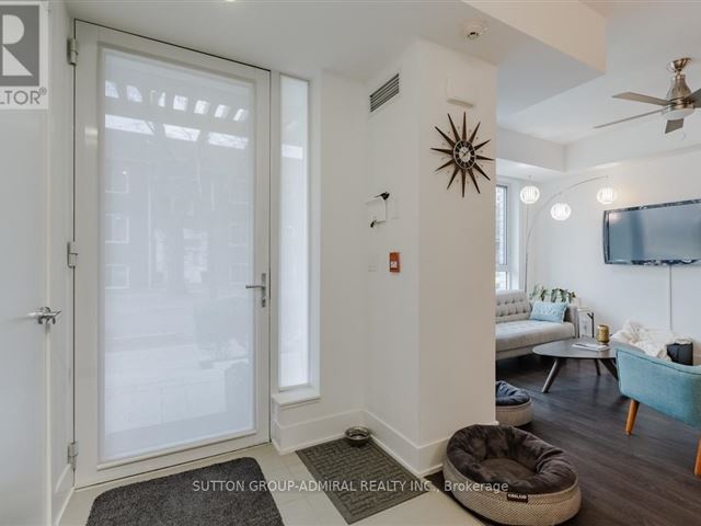 High Park Residences - 106 1830 Bloor Street West - photo 3