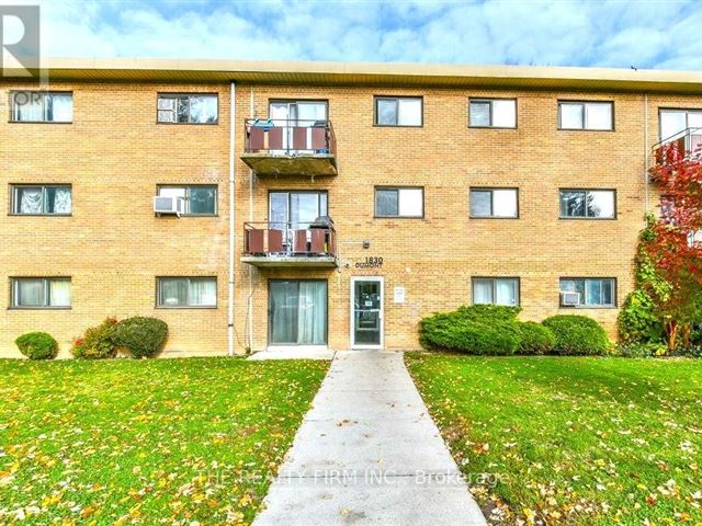 1830 Dumont ST - 203 1830 Dumont Street - photo 2